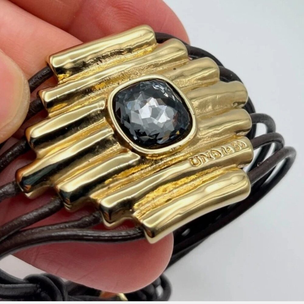 NWT Uno de 50 ATTACHED Gold Plated Gray Crystal Multi Leather Bracelet SZ Small - Picture 3 of 12